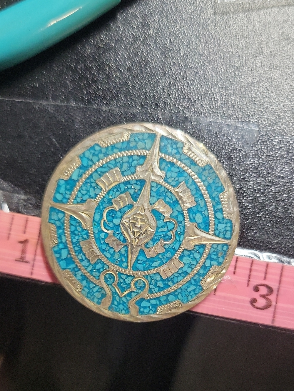 Vintage Turquoise Inlay Round Accessory Pin - Picture 6 of 6